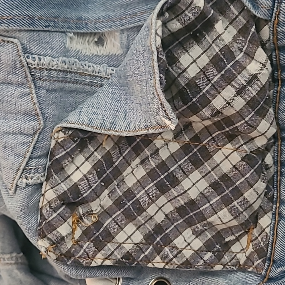 POL Light Blue Distressed Jean Jacket With Side Tie Up. Sz M. NWOT *Callout - Picture 8 of 8